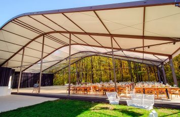 Nunta la padure piscina TreeHouse Lagoon