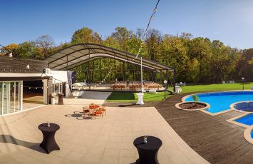 Nunta la padure piscina TreeHouse Lagoon