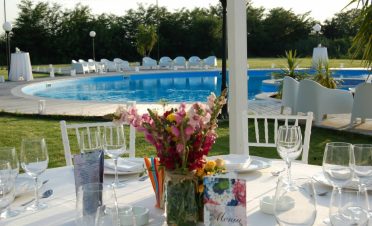 Locatie nunta in natura, la piscina aproape de Bucuresti - TreeHouse Lagoon, nunti memorabile, locatii de nunta